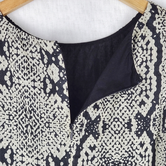 LOFT Color Block Print Shift Dress - Picture 3 of 5